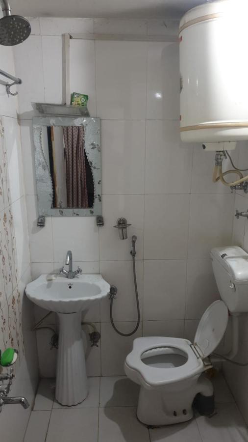 Lake Boulevard Guest House Σριναγκάρ Εξωτερικό φωτογραφία